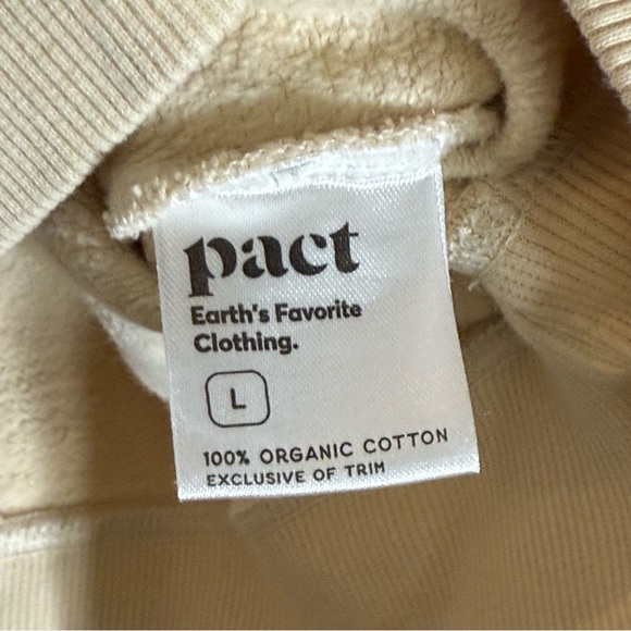 Pact Organic Cream Cheetah Sweatshirt Cropped Length EUC - Picture 3 of 5